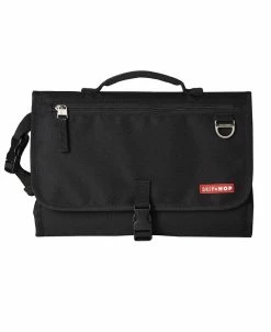 Skip Hop Baby Pronto Signature Changing Station